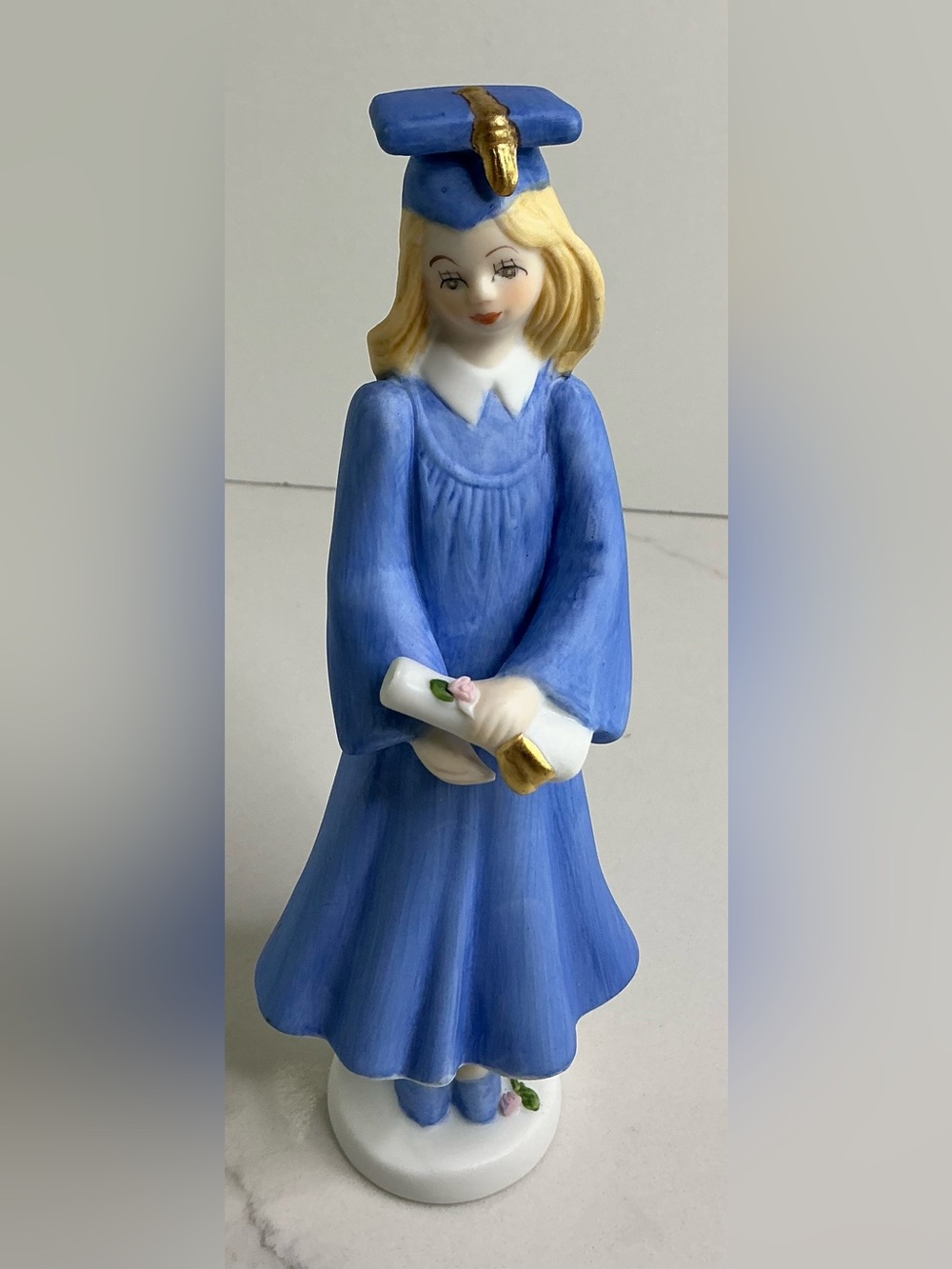 1981 Enesco Blonde Girl Graduate Figurine 7.25” GROWING UP GIRLS Preowned